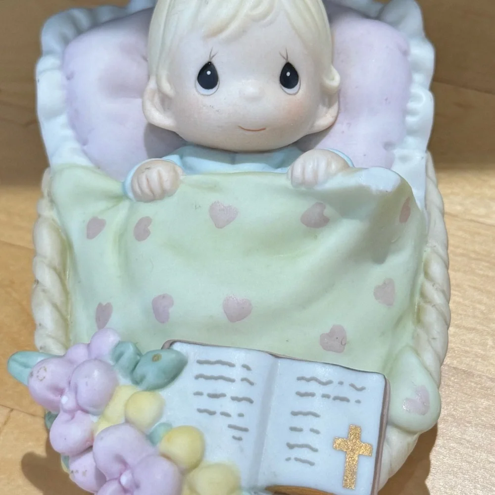 Precious Moments “ A Godchild Close To My Heart” from 2000 / 804096